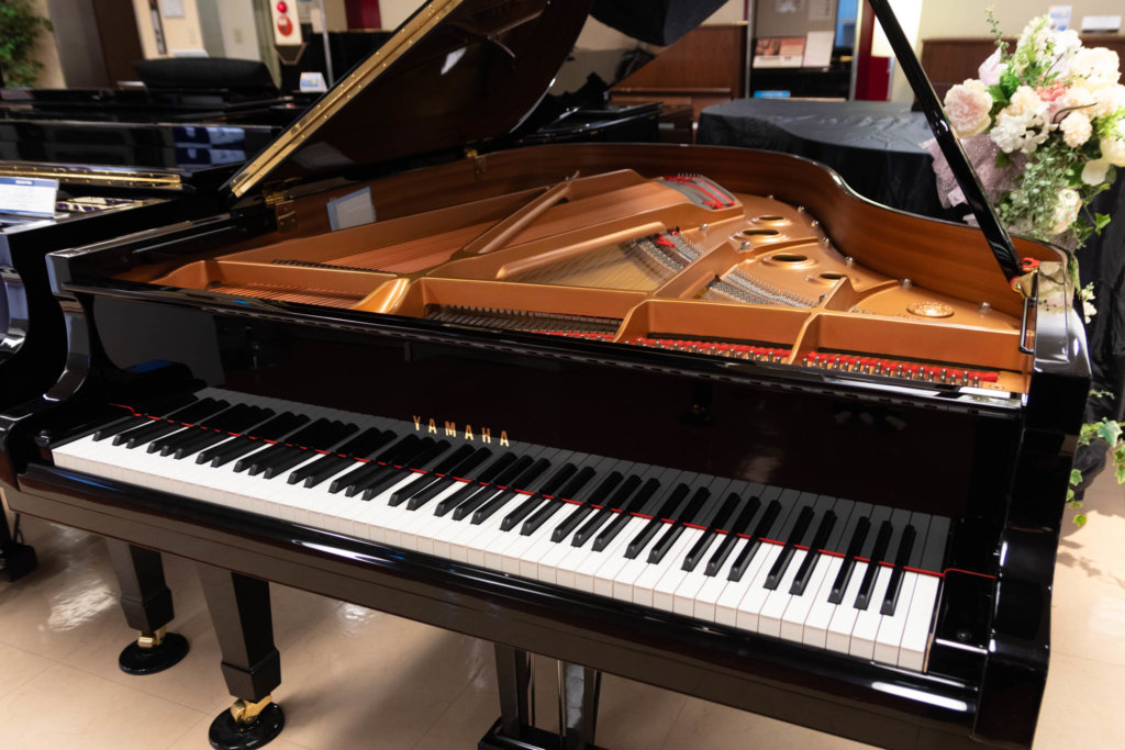ヤマハサイレントグランドピアノ C3L（2003年製） 【新響楽器甲子園店】