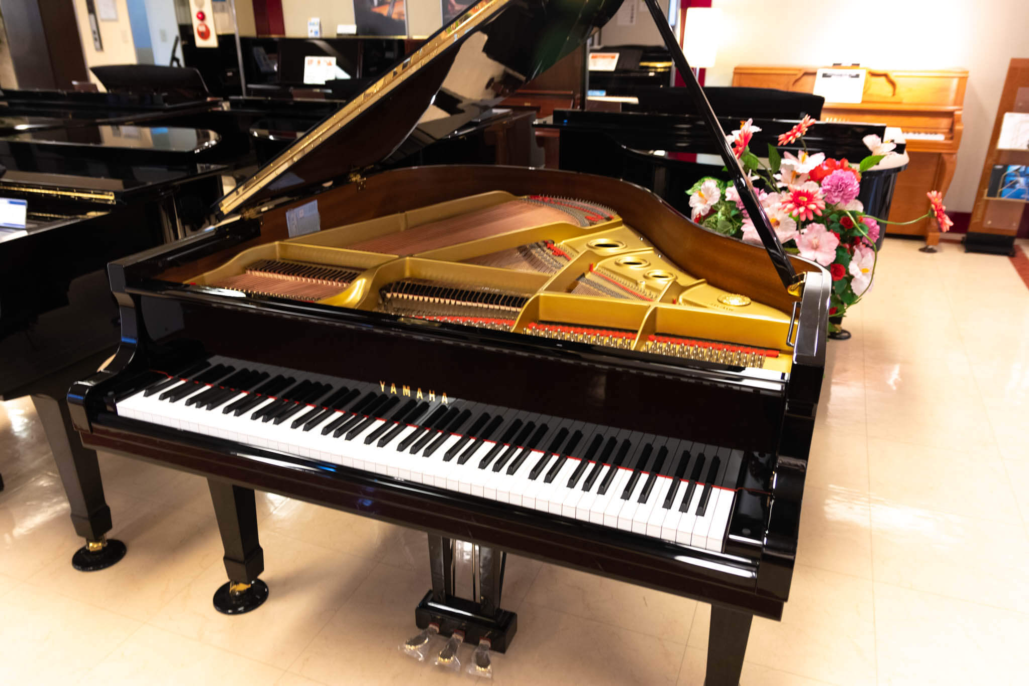 ヤマハ 中古ピアノG1B| 特選品を関西大阪兵庫で買うなら新響楽器ピアノ専門ショップ| 新響楽器ピアノ専門ショップ