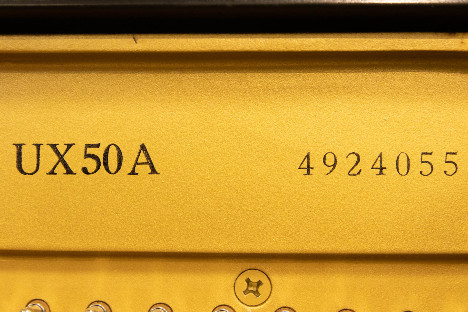 中古ピアノ ヤマハ UX50A (1990年製)