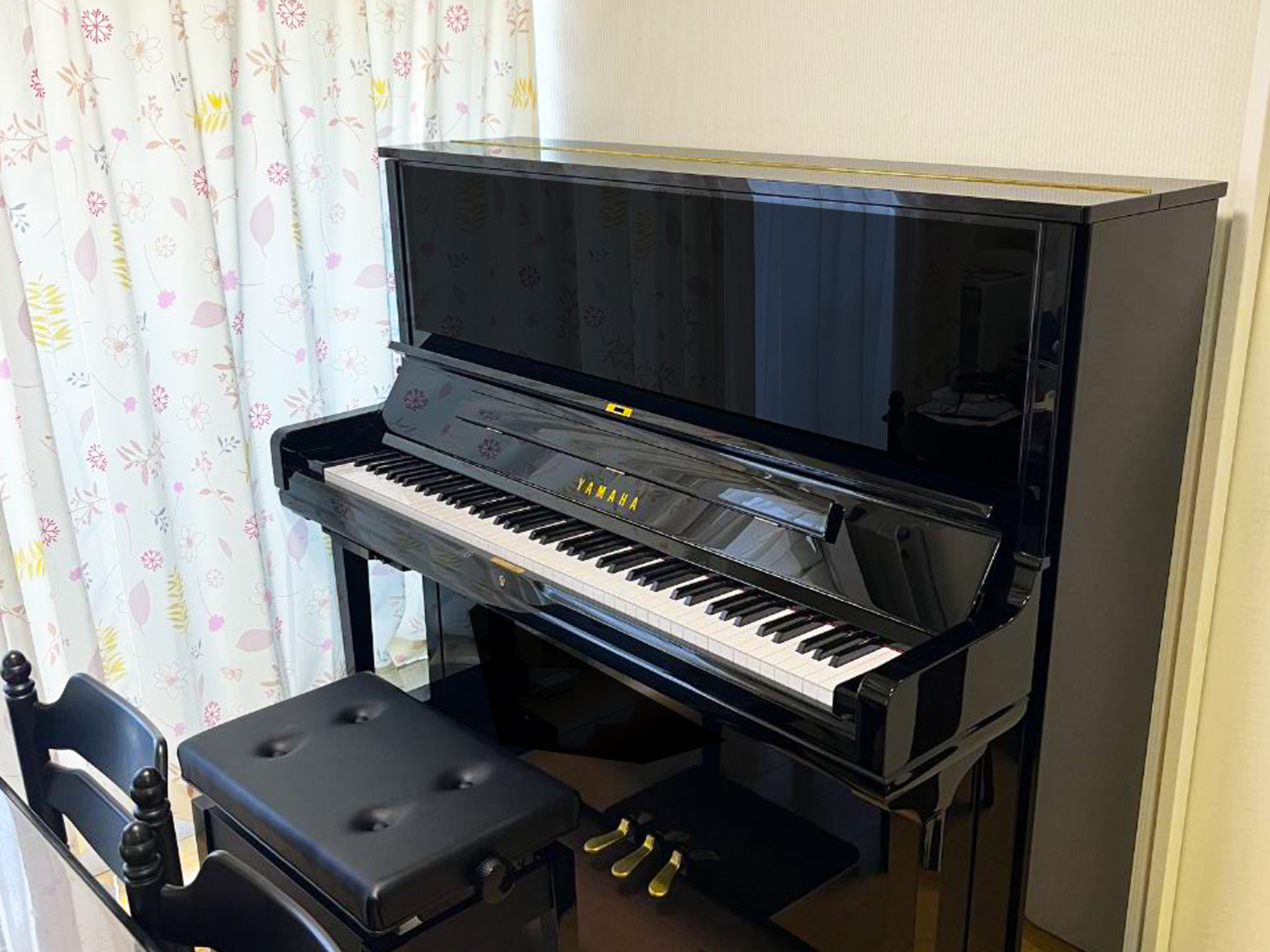 芦屋市にヤマハ アップライトピアノ YUS3TA3を設置させていただきました。
これからご家族でピアノを楽しみたいとのお話をいただきました。